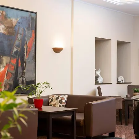 Elaya Hotel Noerdlingen, Trademark By Wyndham-3